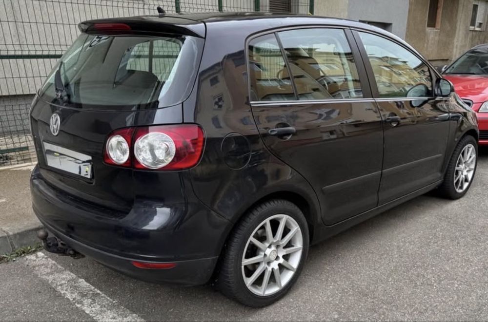 Volkswagen golf 5 plus