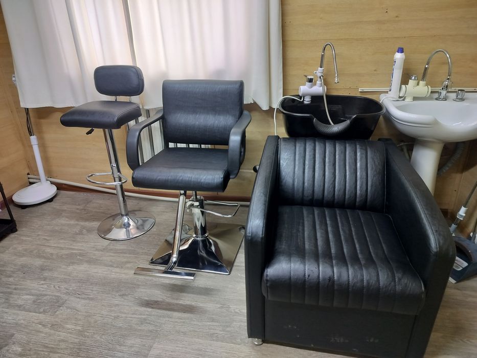 Продам оборудование для парикмахеров