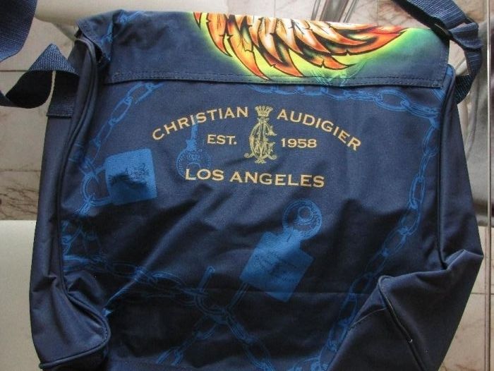 Чанта нова непромокаема