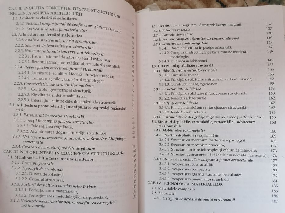 Integrare technologica in arhitectura contemporana