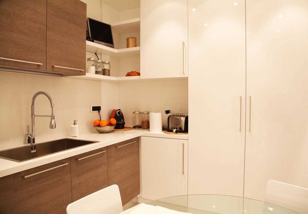 Мебели по поръчка