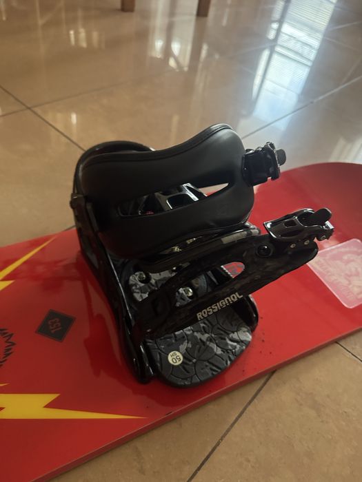 Сноуборд Capita Thunderstick + автомати Rossignol + подарък протектор