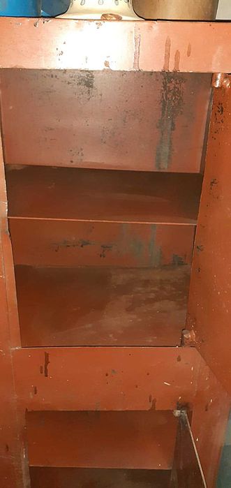 Продам сейф огнестойкий высокий