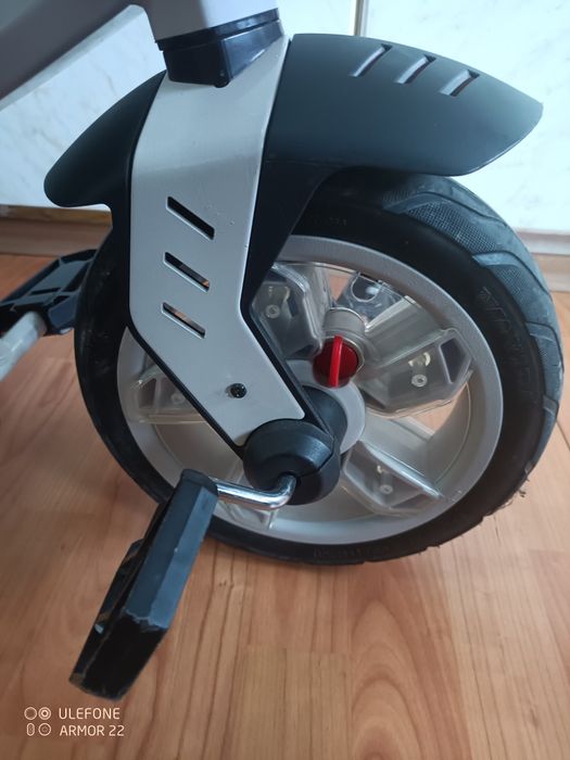 Lorelli премиум детска триколка