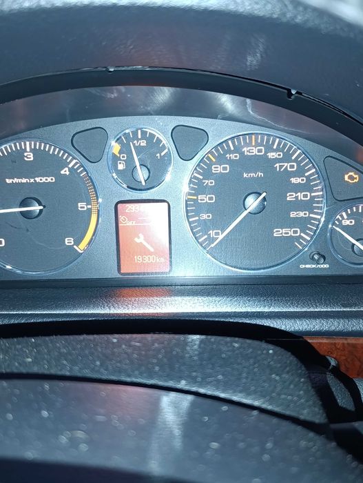 Продавам peugeot 407
