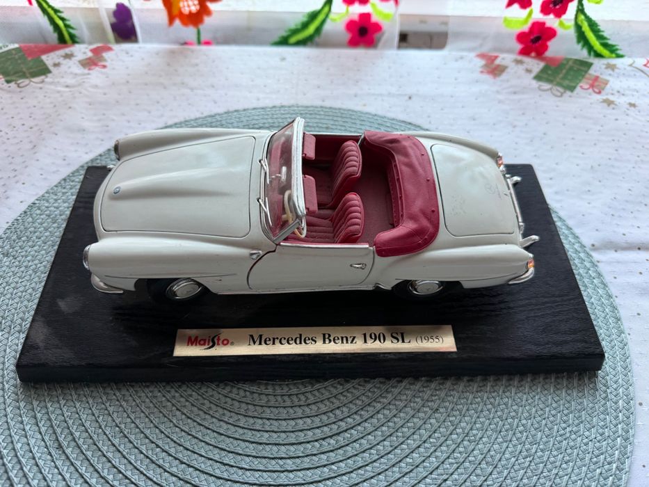 Mașina Mercedes Benz 190 SL 1955