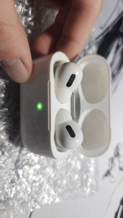 Apple airpoda pro  безжични слушалки