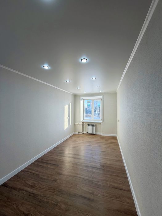 Продам квартиру 3-х комнатную