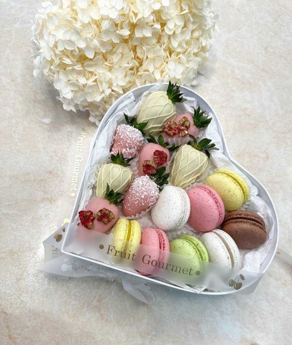 Клубника шоколад- Лучшие признания для близких. Подарки для женщин