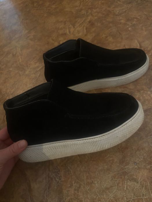 Разгрузка костюм и обувь