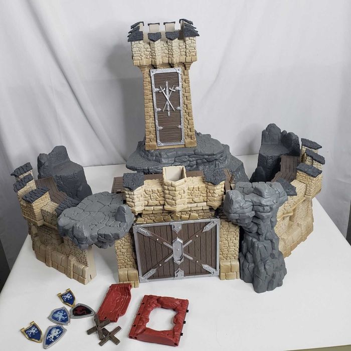 Schleich Castle / Шлайх Замък 42102