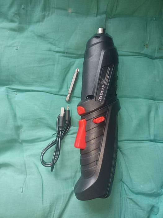 Șurubelniță electrica cu acumulator 5v