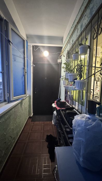 Продам двух комнатную квартиру