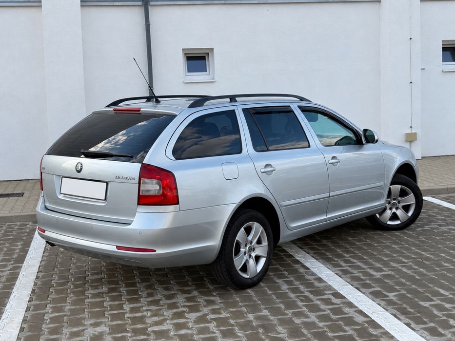 SKODA Fabia 2011 — imagine 2