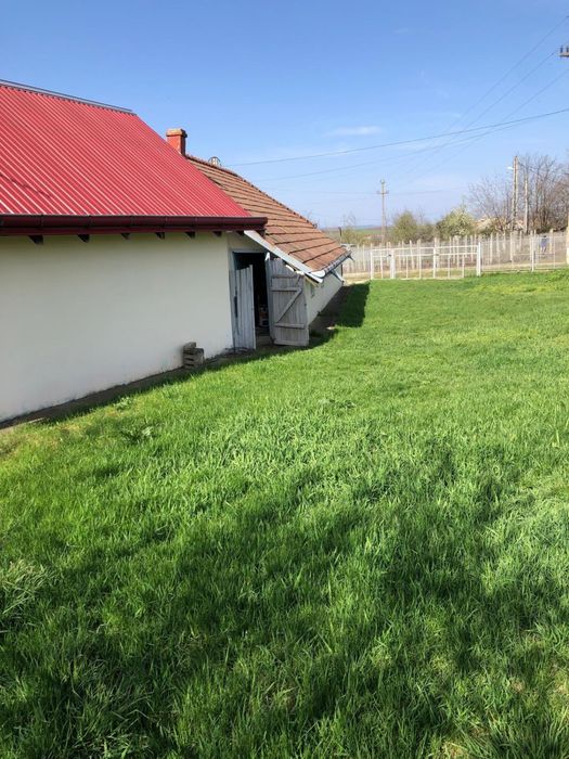 Vand teren intravilan 2000mp belcesti cu utilitati și acte la zi