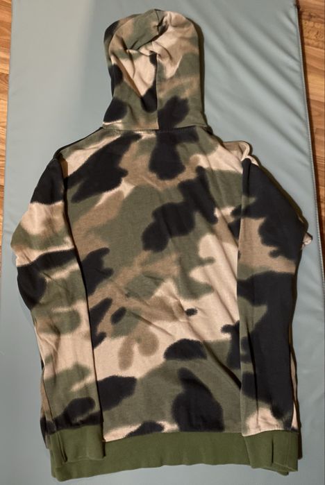 Hanorac Adidas Originals camuflaj