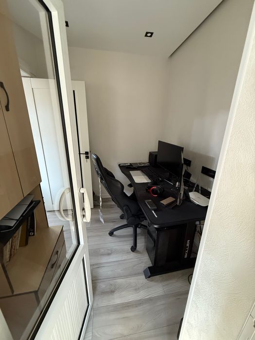 Продается 3 комнатная вторичка на чиланзаре. Собственник!