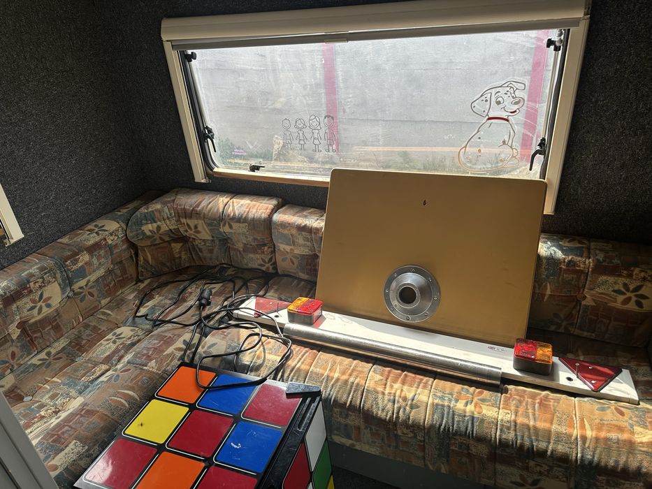 Vand rulota swift anul 2000 cu talon