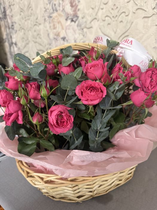 Продам букет кустовых роз