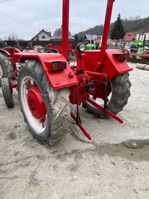 Tractor McCormick 323, perfecta stare, acte in regula