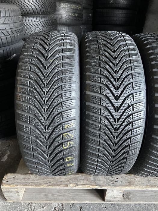4 anvelope de iarna 205/60/16 Vredestein 8 mm!