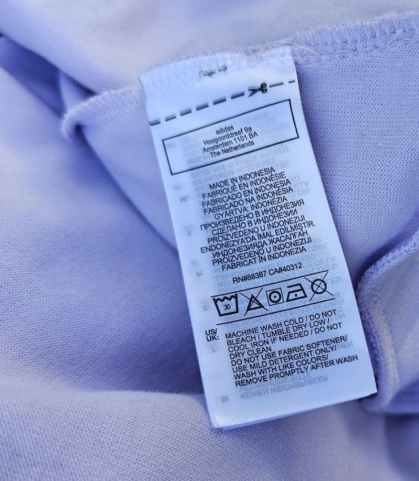 Adidas оригинална дамска горница широк модел Л размер