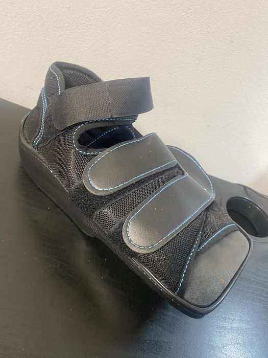 Ортопедична обувка