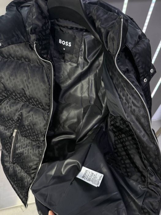 Geaca model nou boss