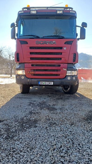 Vând scania R 420  cu macara forestieră