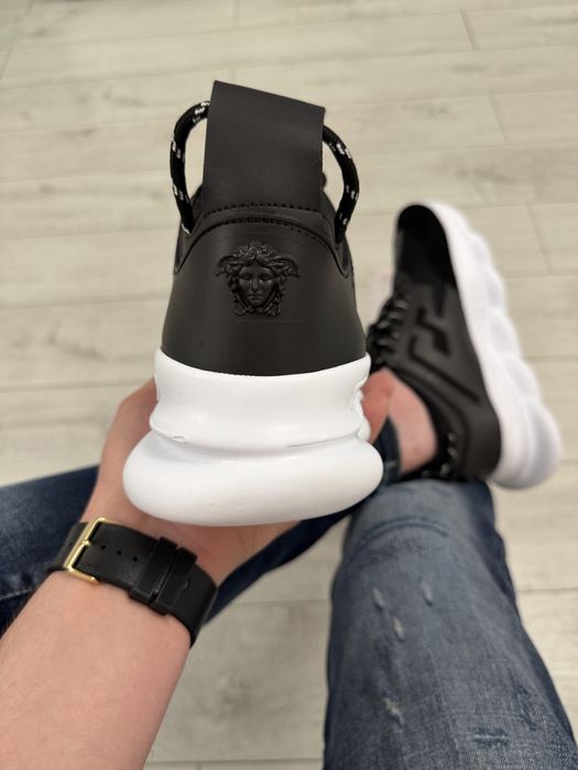 Adidasi Barbati Versace Chain Reaction Negru/Alb!