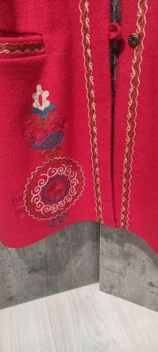 Пальто в этническом стиле