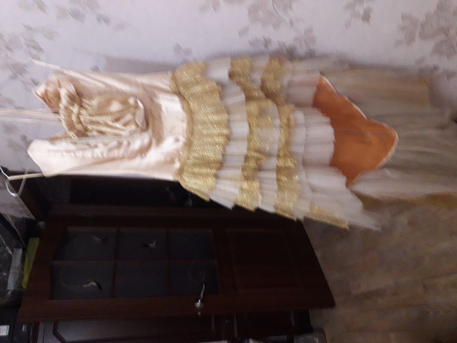 Продам вечернее платье!