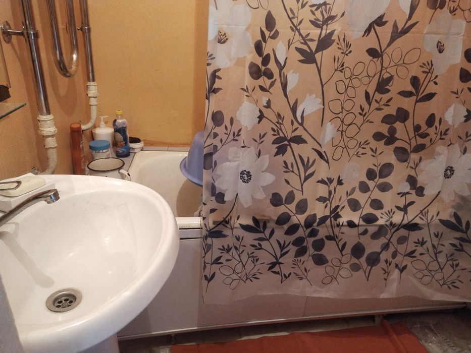 Продам 2 ком квартиру