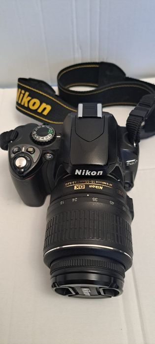 Aparat DSLR Nikon D40