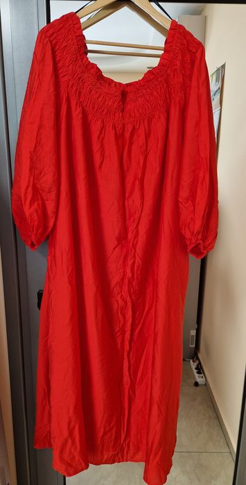 Рокля H&M, голям размер