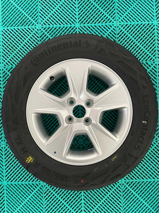 Jante noi cu anvelope noi vara 195 65 R15 Logan Sandero Dokker Clio