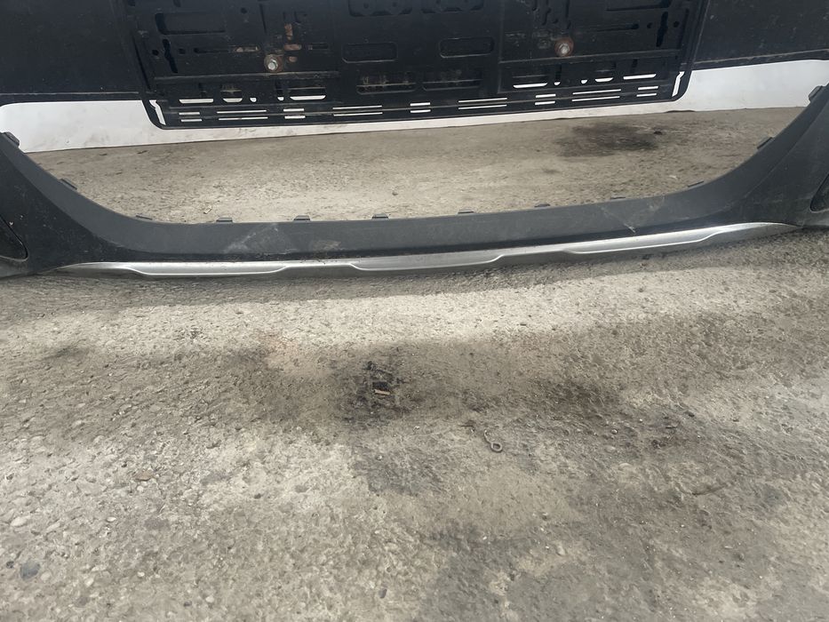 Bara Fata Kia  X-Ceed Originala In Stare Buna
