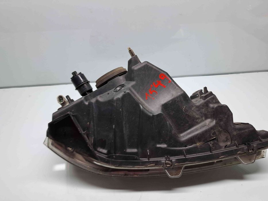 Far stanga Dacia Logan (LS) [Fabr 2004-2012] 8200744753