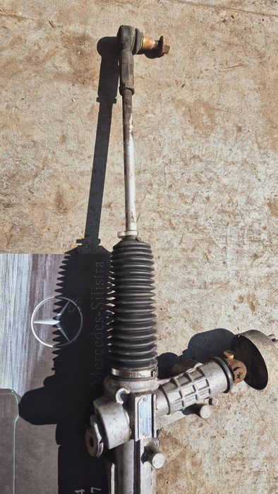 Кормилна рейка за Форд транзит след 2002г Дясна дирекция!