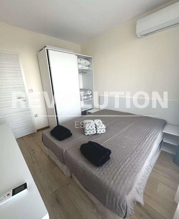 Дава се под наем Двустаен апартамент в Варна, Аспарухово - 65 кв.м за 598.23 € - Снимка #4