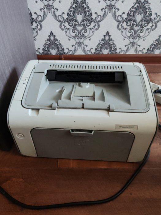 Принтер HP Laserjet P1102
