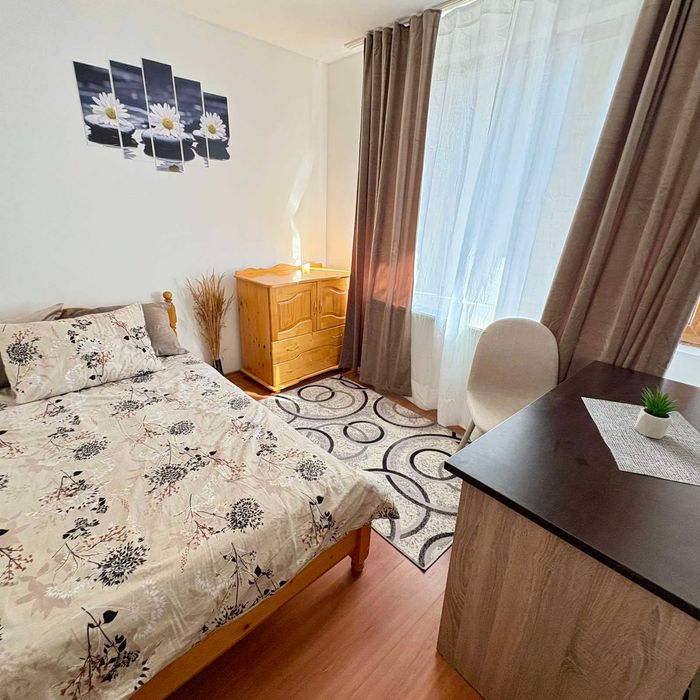 Дава се под наем Тристаен апартамент в Банско - 100 кв.м за 400 € - Снимка #5