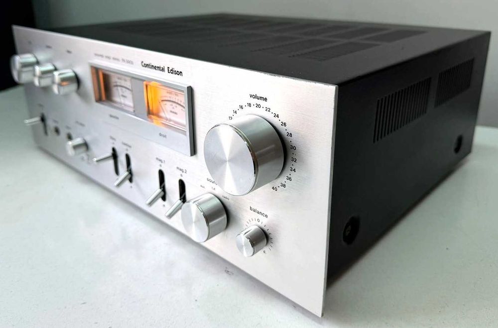 Continental Edison PA 9909 Amplificator Vintage Statie cu VU-metre ACE