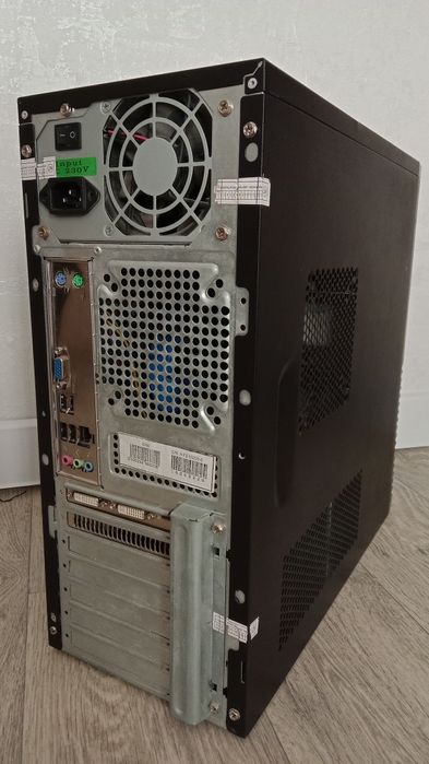 Продам настольный компьютер за копейки!