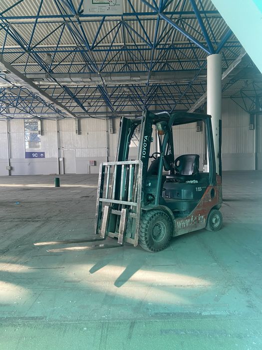 Вилочный погрузчик Toyota