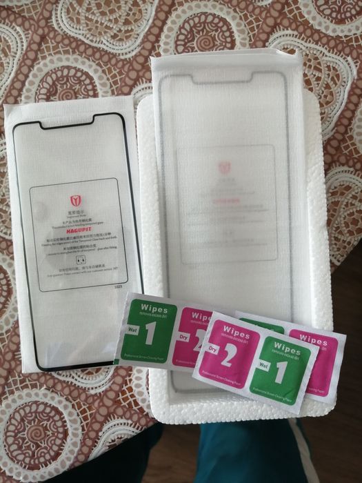 Mate 20 Pro-противоударен калъф или протектор за екрана