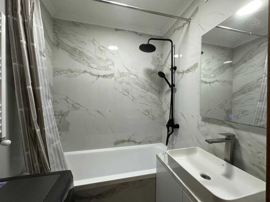 Дава се под наем Двустаен апартамент в София, Света Троица - 59 кв.м за 375 € - Снимка #1