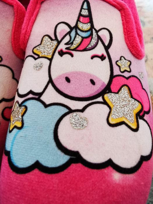 Продам детские тапочки