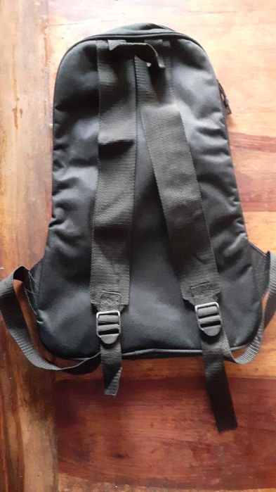 раница от плътен промазан плат, чисто нова внос от Холандия