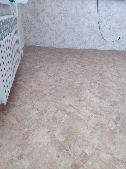 Линолеум б/у в хорошем состоянии